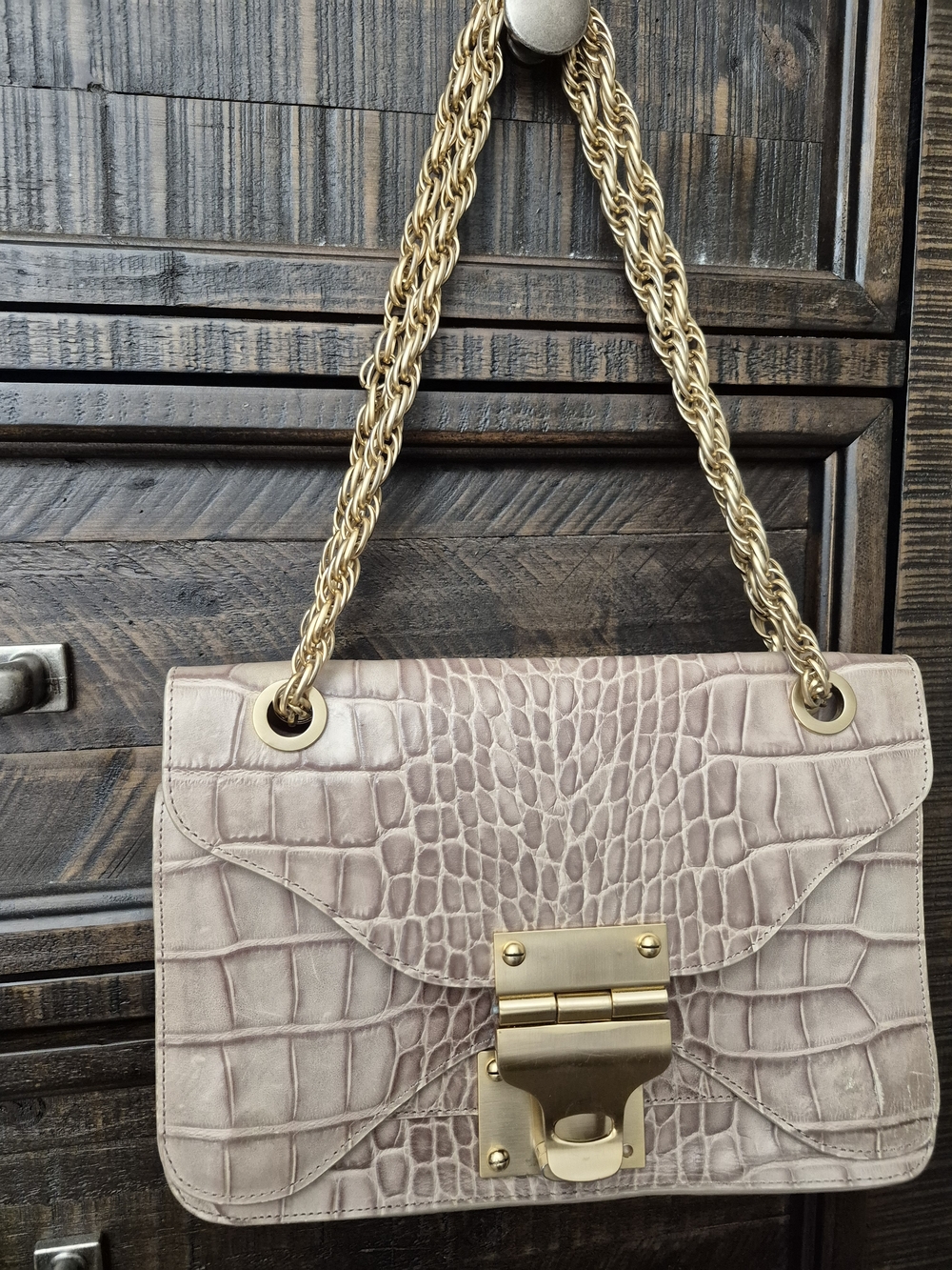 💕Gorgeous Croc-Embossed Shoulder Bag with Gold Chain - Taupe💕